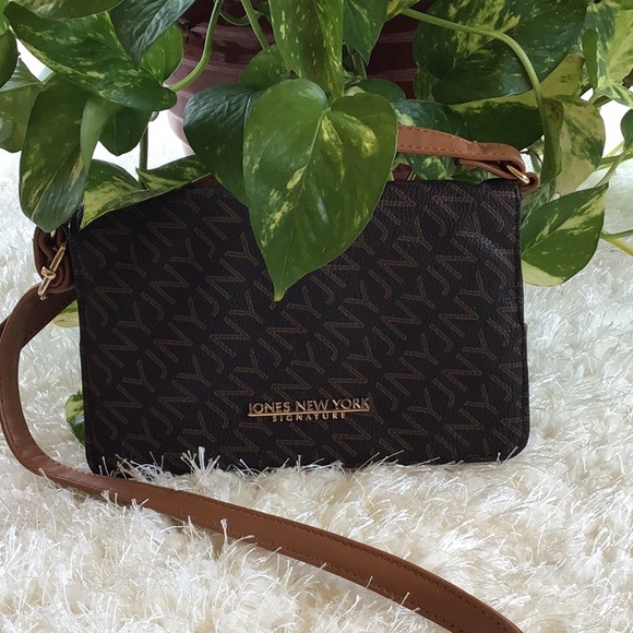 Jones New York Bags Jones New York Crossbody Poshmark